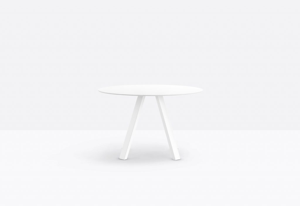 Arki Table by Pedrali - Image 5