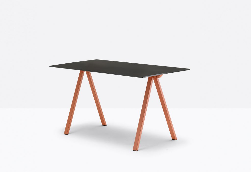 Arki Desk by Pedrali