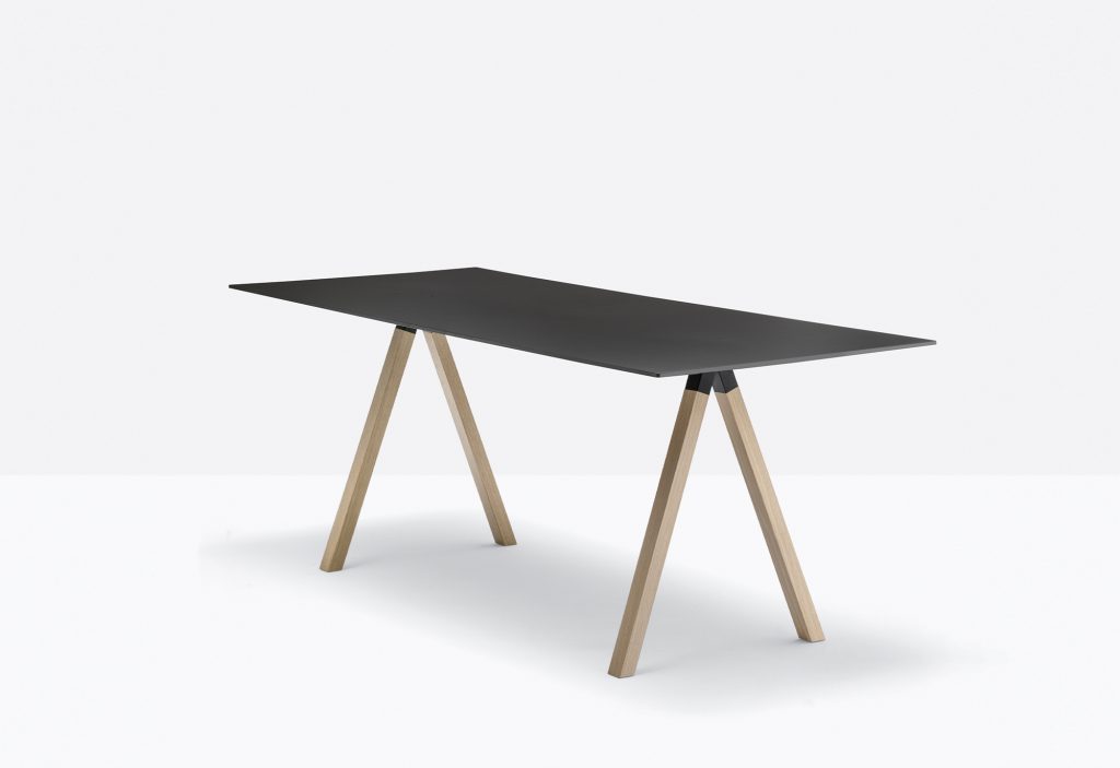 Arki Desk by Pedrali